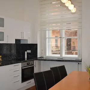 https://tiva-downtown-apartments.praguehotelsweb.com